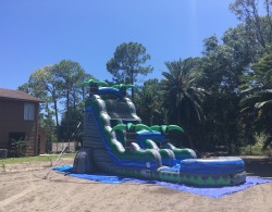 25Ft20Tropic20Thunder20live203 820283028 25th THUNDER w/pool (S54P)